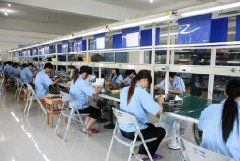 晶科生產(chǎn)車(chē)間